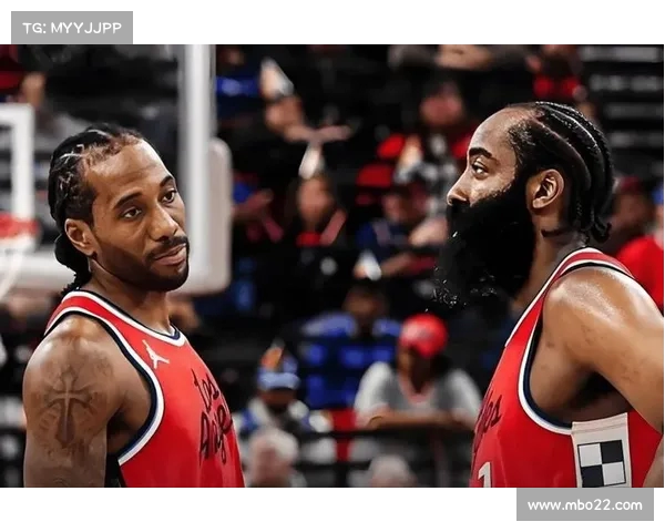 伦纳德传坏消息,快船总裁直言乔治将离队,但哈登成留队关键 伦纳德传坏消息,快船总裁直言乔治将离队,但哈登成留队关键