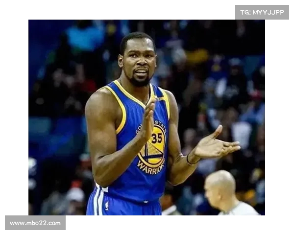 勇士队展现无与伦比的实力,完胜对方 勇士队展现无与伦比的实力,完胜对方